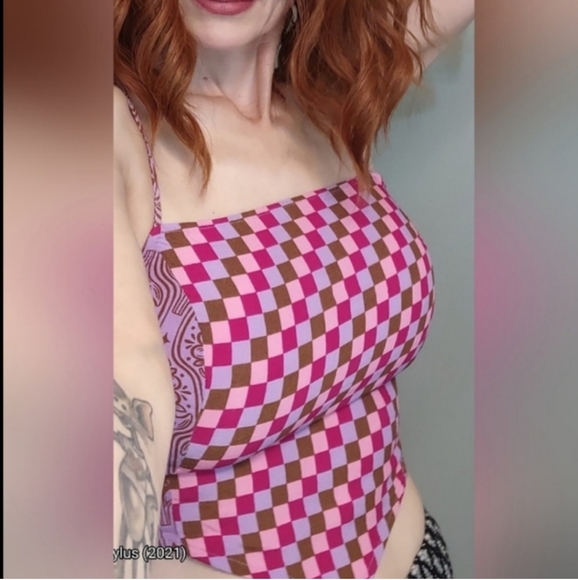 NWT Bandana Tank / Handkerchief Top - Picture 2 of 6